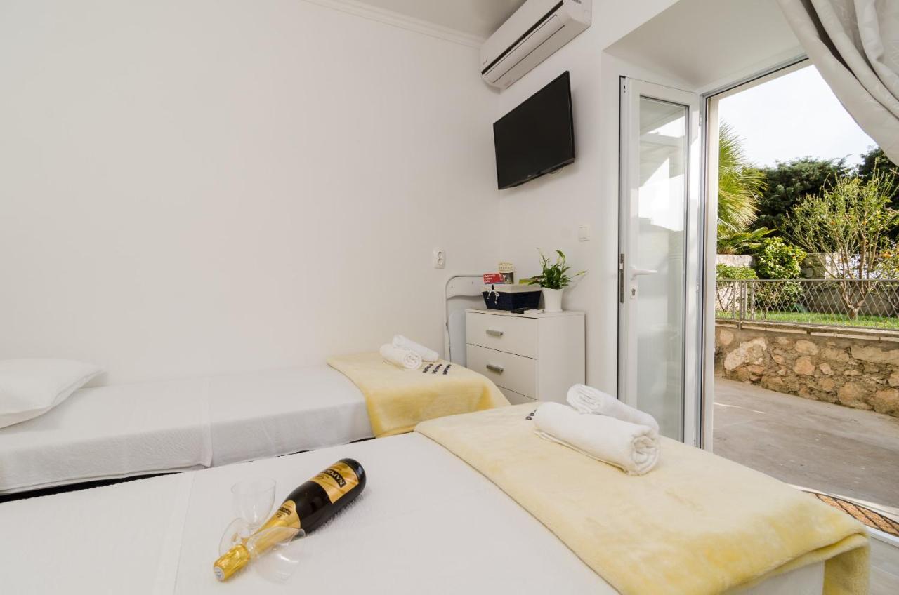 Apartment And Room Kapelica Ντουμπρόβνικ Εξωτερικό φωτογραφία
